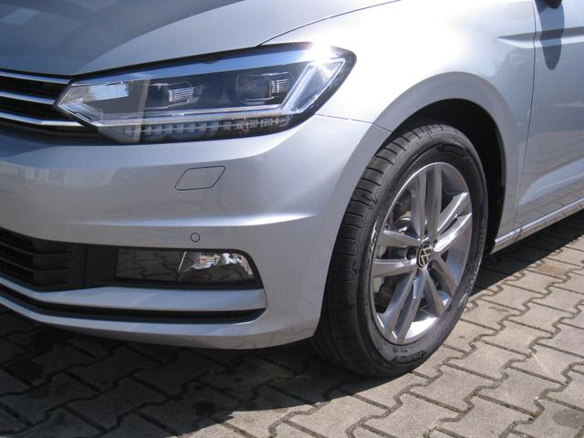 Volkswagen Touran 1.5 TSI DSG - COMFORT 