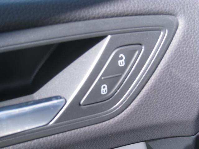 Volkswagen Touran 1.5 TSI DSG - COMFORT 