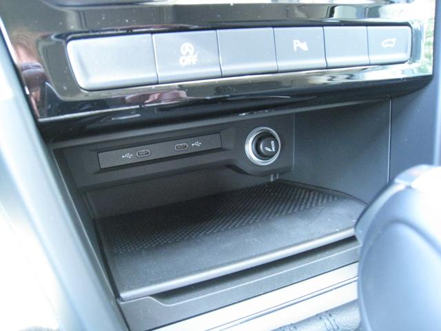Volkswagen Touran 1.5 TSI DSG - COMFORT 