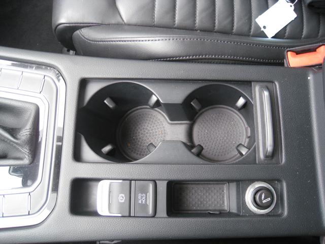 Volkswagen Passat Variant 2.0 TSFI DSG 4Motion - HIGHLINE 