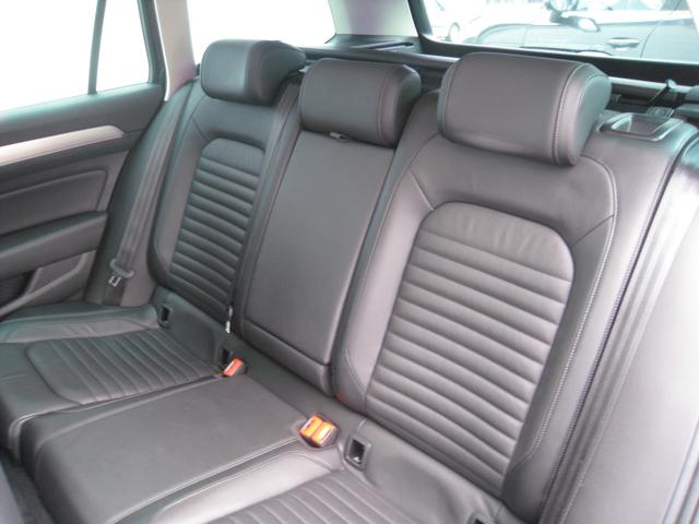 Volkswagen Passat Variant 2.0 TSFI DSG 4Motion - HIGHLINE 