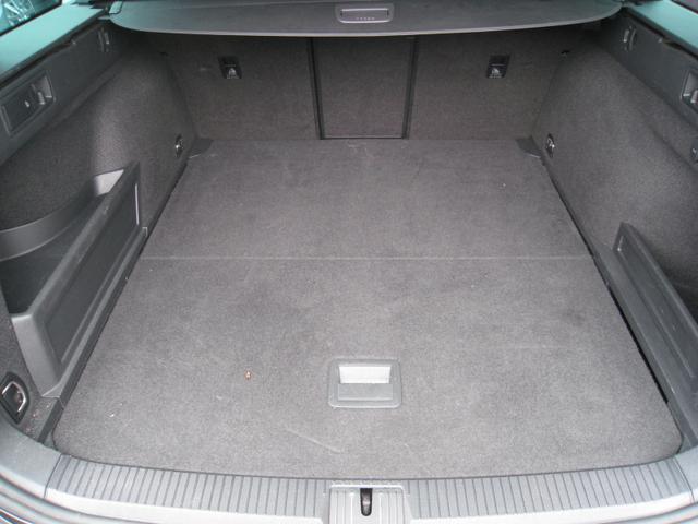 Volkswagen Passat Variant 2.0 TSFI DSG 4Motion - HIGHLINE 