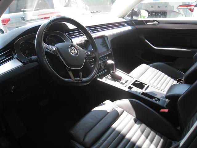 Volkswagen Passat Variant 2.0 TSFI DSG 4Motion - HIGHLINE 