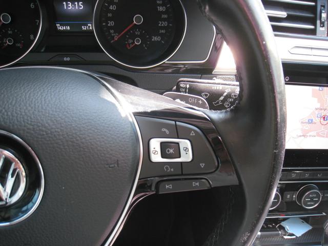 Volkswagen Passat Variant 2.0 TSFI DSG 4Motion - HIGHLINE 