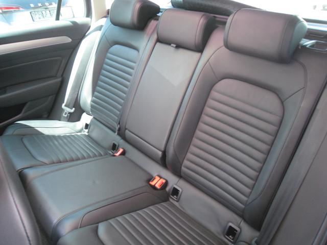 Volkswagen Passat Variant 2.0 TSFI DSG 4Motion - HIGHLINE 