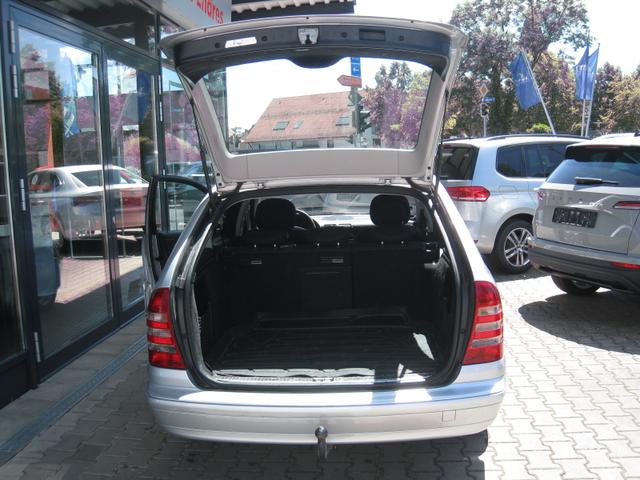 Mercedes-Benz C-Klasse T-Modell C 180K Classic 