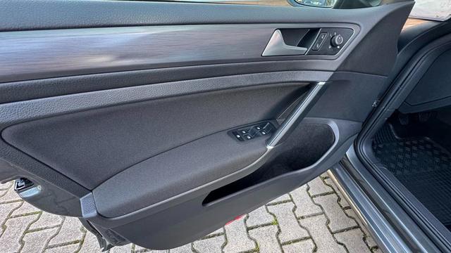 Volkswagen Golf Marathon Edition 1.4 TSI 