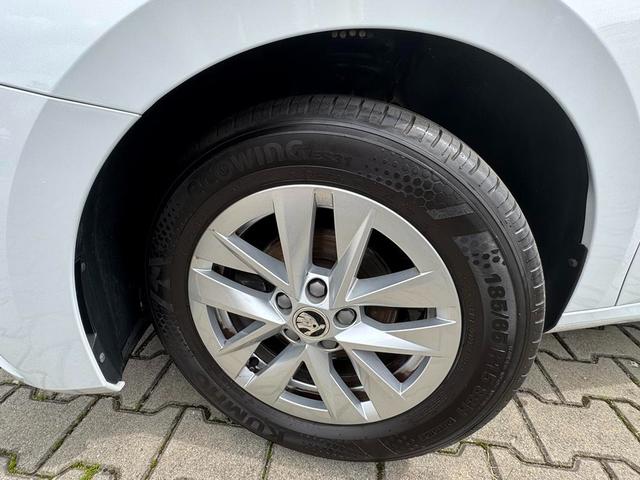 Skoda Fabia STYLE 1.0 TSI 