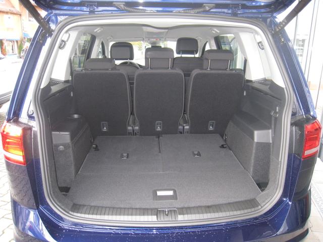 Beispielbilder, ggf.abweichend vom Angebot und mit Sonderausstattung