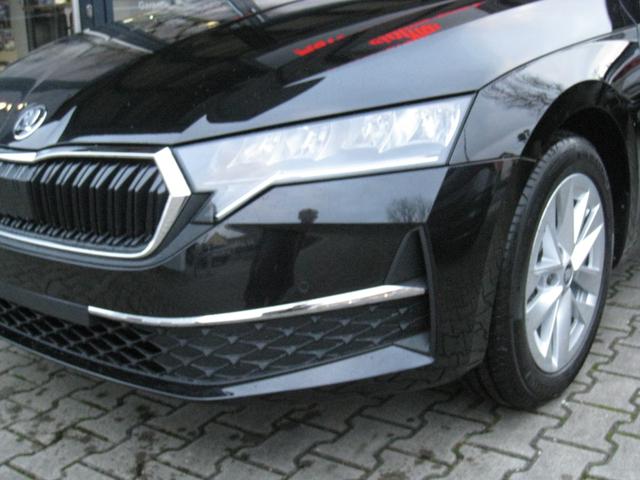 Skoda Octavia Combi SELECTION Kombi 1.5 eTSI m-Hev 