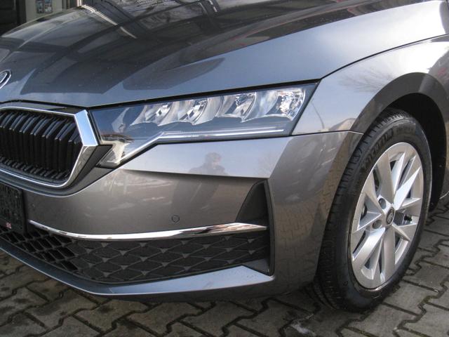 Skoda Octavia Combi SELECTION Kombi 1.5 eTSI m-Hev 