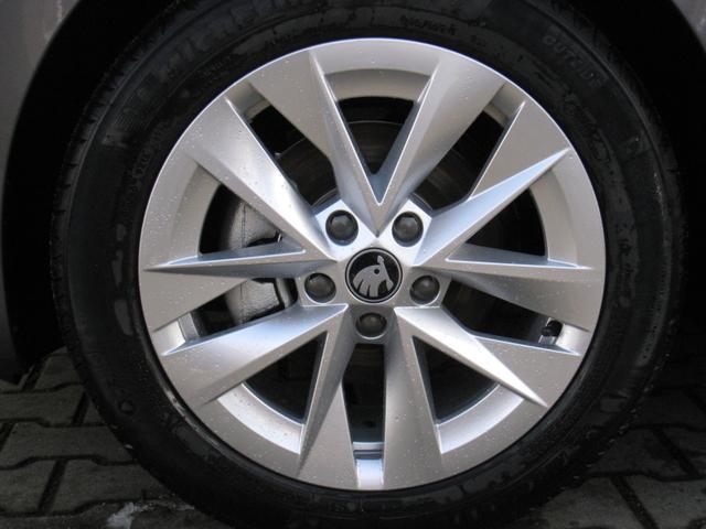 Skoda Octavia Combi SELECTION Kombi 1.5 eTSI m-Hev 