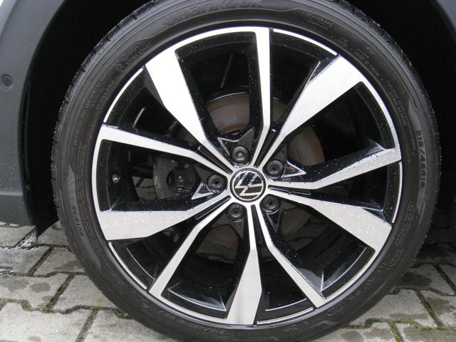 Volkswagen Taigo R-Line 1.5 TSI DSG 