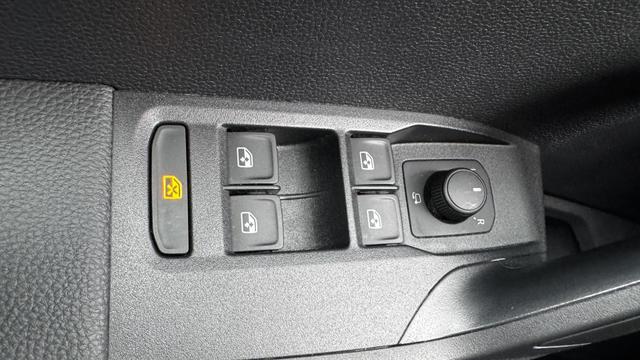 Seat Arona 1.0TSI STYLE *beh.VS*Alu*KLima*PDC 