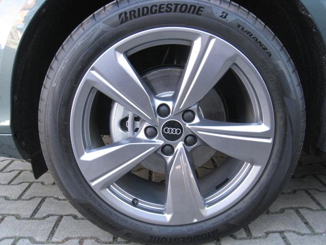 Audi Q3 EDITION PLUS 1.5TSI S-Line S-Tronic 