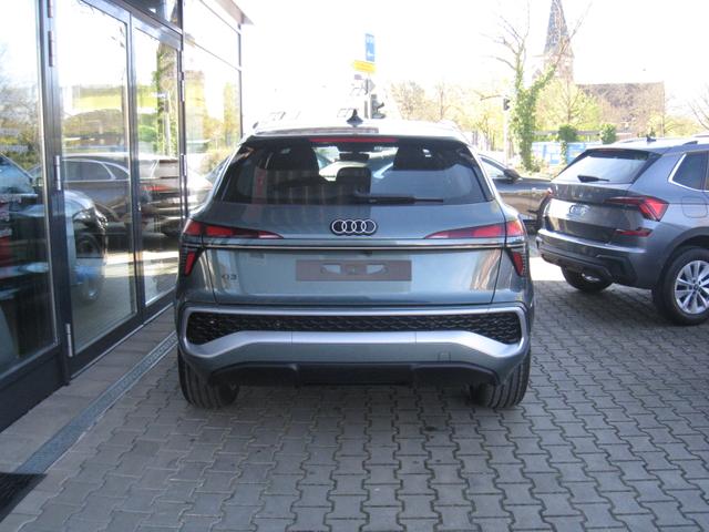 Audi Q3 EDITION PLUS 1.5TSI S-Line S-Tronic 