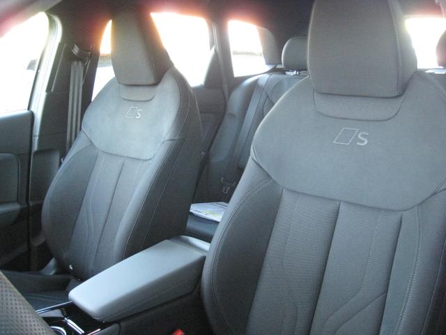 Audi Q3 EDITION PLUS 1.5TSI S-Line S-Tronic 