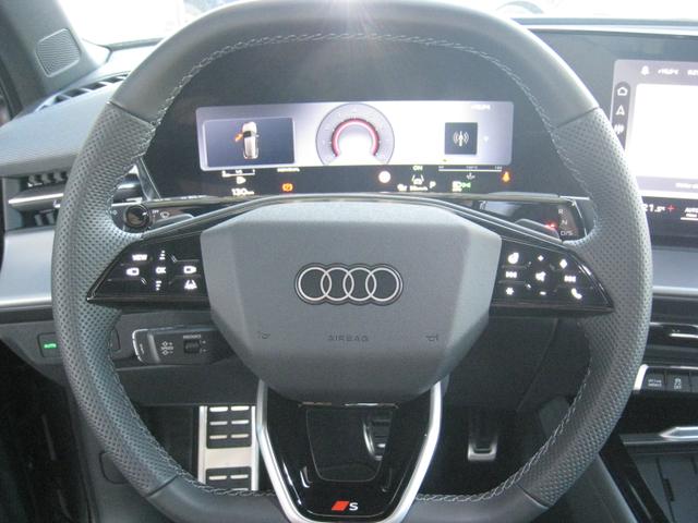 Audi Q3 EDITION PLUS 1.5TSI S-Line S-Tronic 