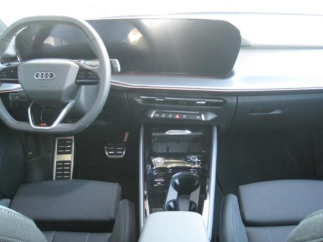 Audi Q3 EDITION PLUS 1.5TSI S-Line S-Tronic 