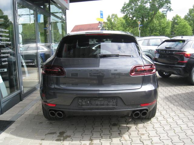 Porsche Macan 2.0 TFSI 