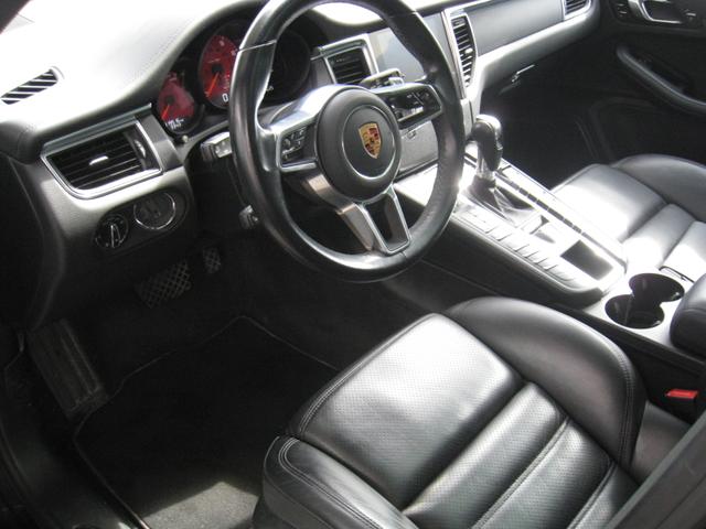 Porsche Macan 2.0 TFSI 