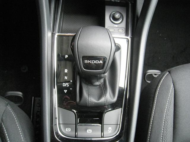 Skoda Karoq Selection 1.5 TSI 150PS/110kW DSG 2026 
