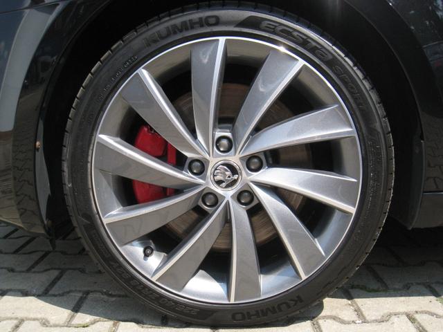 Skoda Octavia Kombi 2.0 TDI 