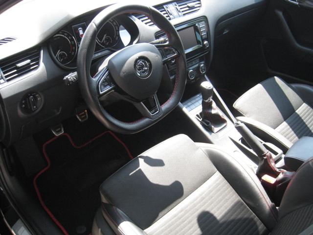 Skoda Octavia Kombi 2.0 TDI 