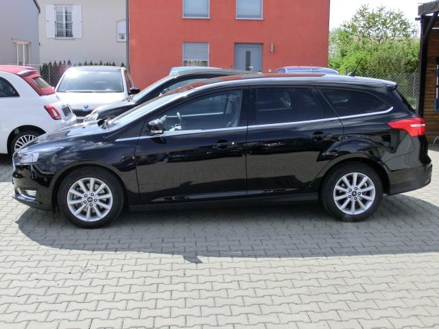 Ford Focus Turnier 17 Titanium Sync3 Keyfree 1ps Parkassist 5j Garantie Fever Auto Gmbh