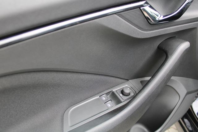 Skoda Kamiq 1.0TSI AmbitionPlus(CZ),Garantie bis 19.10.28oder100000km,Sitzheizg.,PDC,LED,Klima,MirrorLink,Alu,DAB 