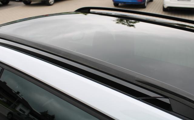 Skoda Kamiq 1.0TSI Monte Carlo(SK)DSG,Garantie bis 29.5.29 oder100000km,Sitzheizg.,beh.Lenkrad,Panoramadach,PDC+Rückfahrkamera,LED,Klima,Wired&WirelessApp-Conect 