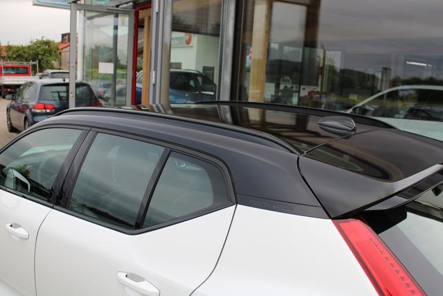 Volvo XC40 T5TwinEng2WD R-Design Plug-In,Navi,AHK,LED,PDC+Rückfahrk,Lenkrad-/Frontscheibenh.,,elektr.Heckkl. 
