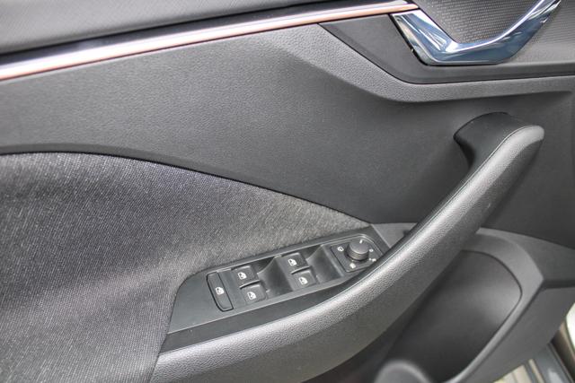 Skoda Kamiq 1.0TSI TopSelection(CZ),Garantie bis3.6.29oder100000km,Sitzheizg.,PDC,LED,Klima,Wired&Wireless App Connect,beh.Lenkrad 