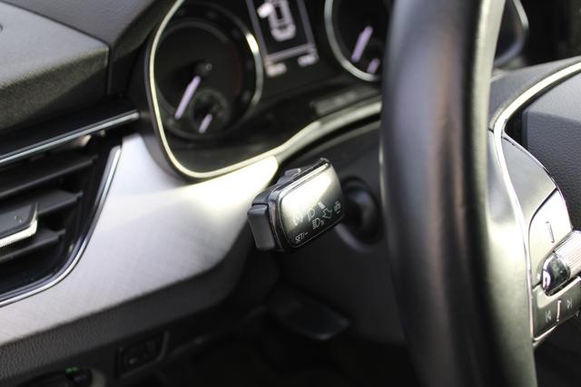 Skoda Kamiq Kamiq1.5TSI Ambition,LED,Sitzheizg,PDC,Klima,MirrorLink,DAB 