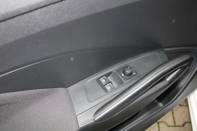 Skoda Fabia Fabia1.0MPI Essence,Garantie bis 17.9.29oder100000km,PDC,LED,Klima,Wired&Wireless App-Connect 