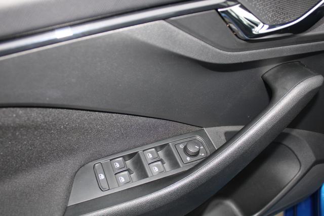 Skoda Scala 1.0TSI Selection(CZ),Garantie bis25.8.29oder100000km,Sitzheiz,LED,Keyless-Go,PDC,Tempomat,Klima,AppConnect 