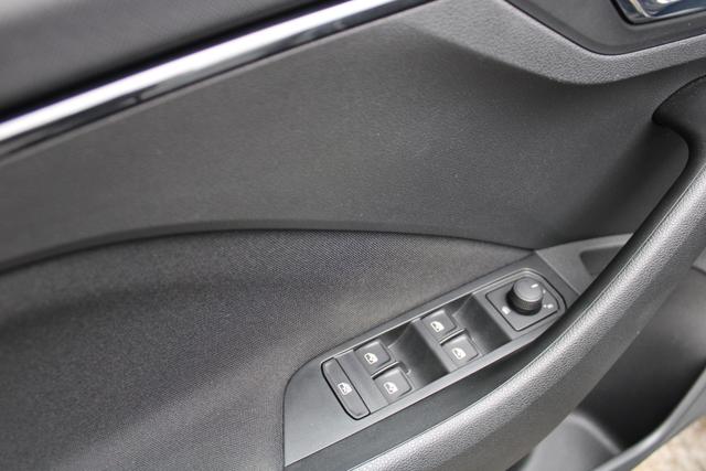 Skoda Kamiq 1.0TSI Selection(CZ),Garantie bis21.7.29oder100000km,Sitzheiz,KeylessGo,LED,PDC,Klima,AppConnect 