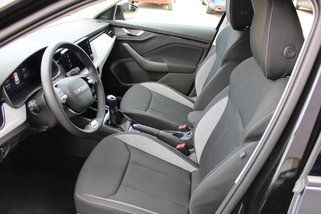 Skoda Kamiq 1.0 TSI Selection(CZ),Garantie bis11.12.29oder100000km,AHK,Sitzheiz.,KeylessGo,PDC,LED,Klima,AppConnect 