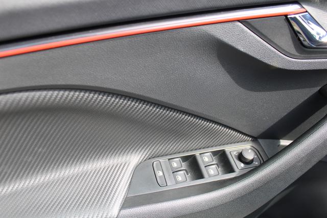 Skoda Kamiq 1.5TSI MonteCarlo(CZ),DSG,Garantie bis7.10.30oder100000km,AHK,beh.WSS+Lenkrad,Panoramadach,PDC+R&uuml;ckfahrk.,Sitzheizg.,MatrixBeam,AppConnect 