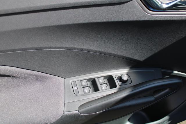 Skoda Fabia 1.0 TSI Selection(CZ),Garantie bis 6.3.30oder100000km,AHK,Sitzheizg.,PDC,LED,Klima,AppConnect 
