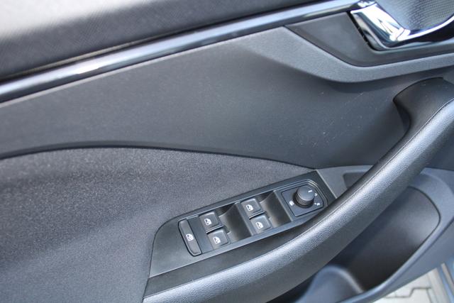 Skoda Kamiq 1.0TSI Selection(CZ),Garantie bis 09.4.30oder100000km,AHK,Sitzheizg.,KeylessGo,PDC,LED,Klima 
