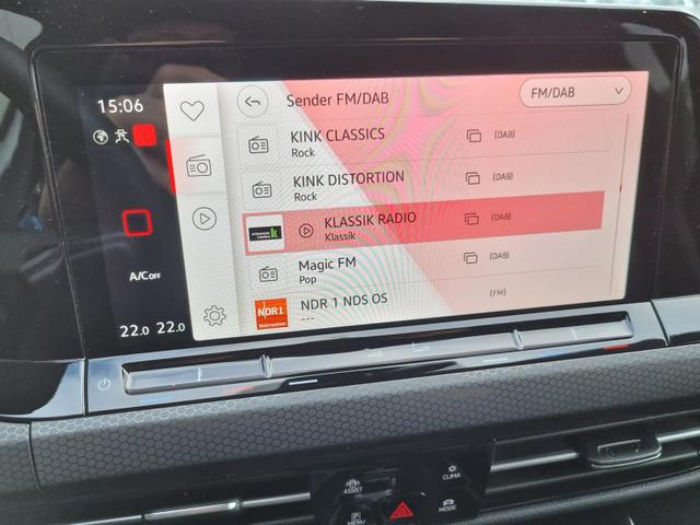 Golf GTI 2.0 TSI OPF 245PS DSG Matrix-LED (IQ.LIGHT) elekt.PanoDach 18"LM Radio Soundsystem "Harman Kardon" Rückf.Kamera 2x Keyless "Ready 2 Discover" Apple CarPlay Android Auto PDC v+h Klimaautomatik 