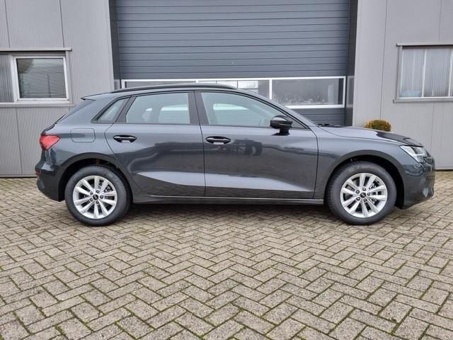 Audi A3 Sportback 30 TFSI 110PS LED-Scheinw. Klimaautomatik Sitzheizung Audi-Radio Bluetooth DAB+ Touchscreen Apple CarPlay Android Auto PDC Tempomat 16-LM 