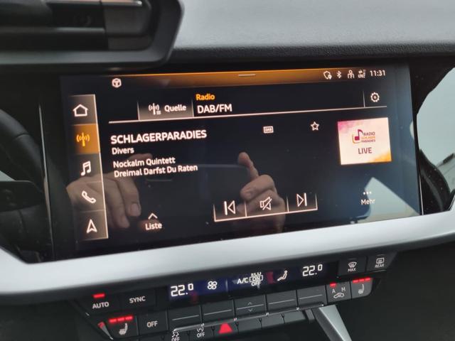 Audi A3 Sportback 30 TFSI 110PS LED-Scheinw. Klimaautomatik Sitzheizung Audi-Radio Bluetooth DAB+ Touchscreen Apple CarPlay Android Auto PDC Tempomat 16-LM 