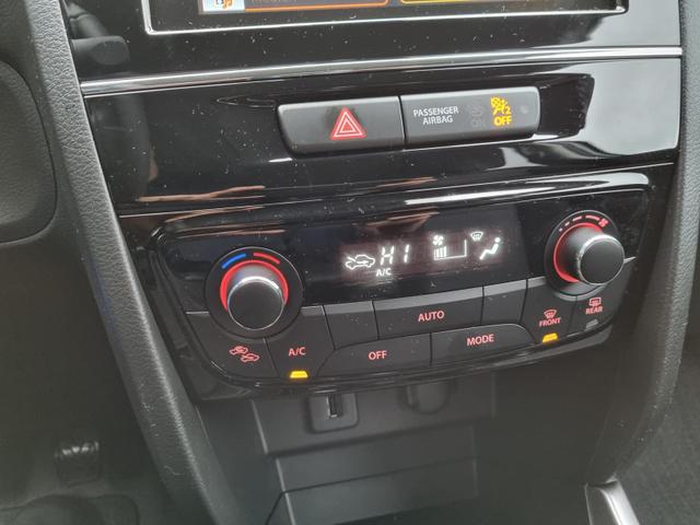 Vitara 1.4 Hybrid 2WD 129PS Comfort LED-Scheinwerfer Klimaautomatik Sitzheizung Radio DAB+ 7"-Touchscreen mit Bluetooth Apple CarPlay Android Auto Rückf.Kamera ACC 17-LM Verkehrsz.Erk. 