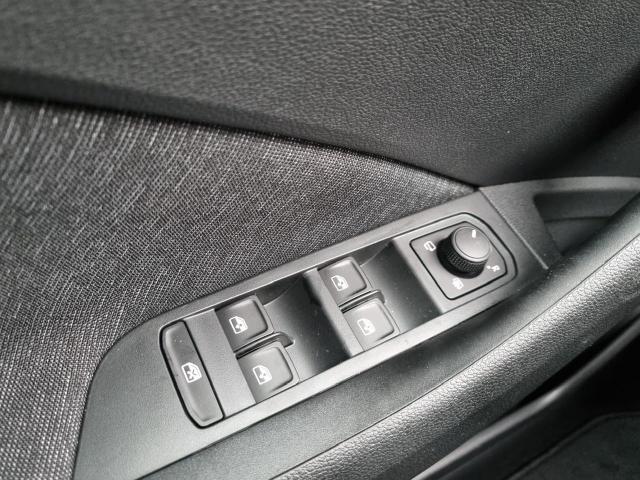 Kamiq 1.0 TSI 110PS Style Klimaautomatik Sitzheizung Lenkradheizung elekt.Heckklappe Apple CarPlay Android Auto PDC v+h Rückf.Kamera 2x Keyless 17-LM 