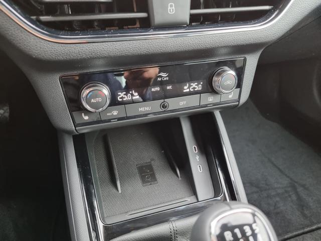 Kamiq 1.0 TSI 110PS Style Klimaautomatik Sitzheizung Lenkradheizung elekt.Heckklappe Apple CarPlay Android Auto PDC v+h Rückf.Kamera 2x Keyless 17-LM 