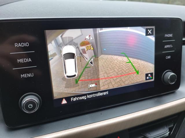 Kamiq 1.0 TSI 110PS Style Klimaautomatik Sitzheizung Lenkradheizung elekt.Heckklappe Apple CarPlay Android Auto PDC v+h Rückf.Kamera 2x Keyless 17-LM 