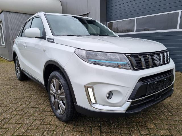 Vitara 1.4 Hybrid 2WD 129PS Comfort LED-Scheinwerfer Klimaautomatik Sitzheizung Radio DAB+ 7"-Touchscreen mit Bluetooth Apple CarPlay Android Auto Rückf.Kamera ACC 17-LM Verkehrsz.Erk. Toter-Winkel-Assistent 