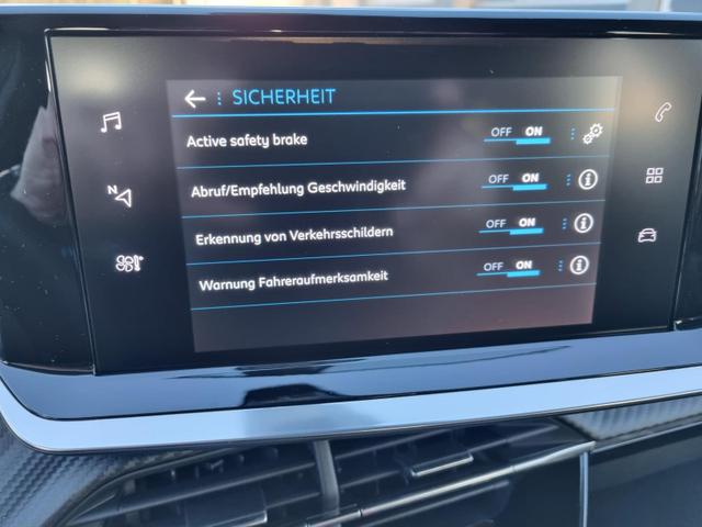 2008 1.2 PureTech 100PS Active Pack 5-türig LED-Scheinwerfer Klimaautomatik Radio DAB+ Bluetooth Touchscreen Apple CarPlay Android Auto PDC Tempomat 16-LM 